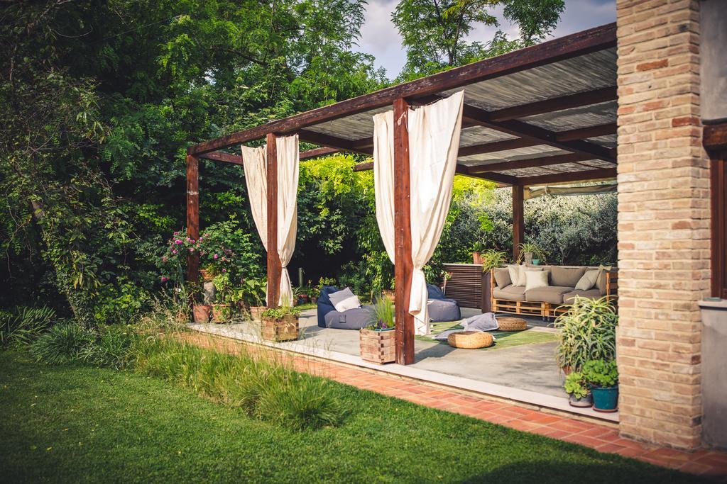 B&B I Fiori Della Cava Pesaro Exterior photo