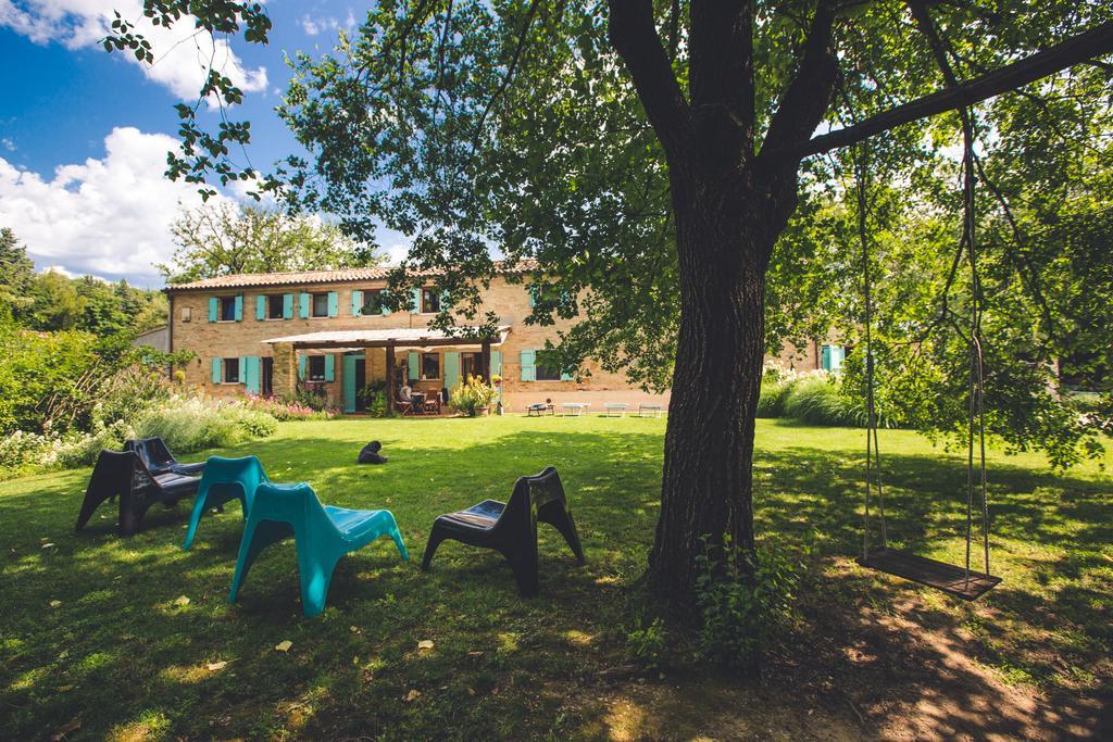 B&B I Fiori Della Cava Pesaro Exterior photo