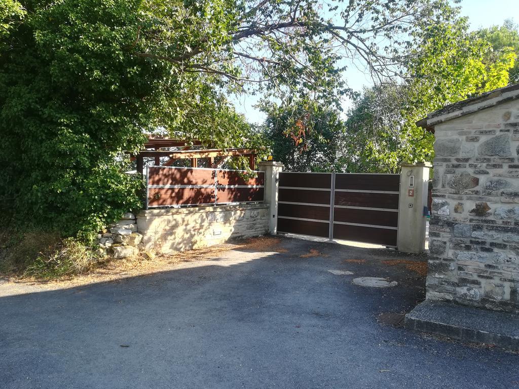 B&B I Fiori Della Cava Pesaro Exterior photo